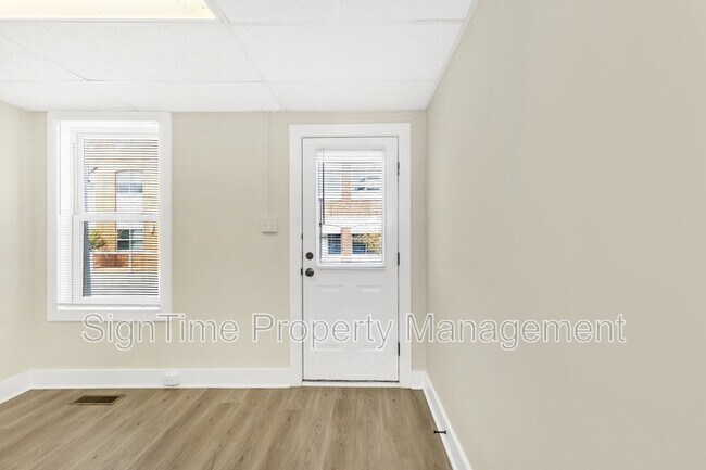 Foto del edificio - 152 E South St