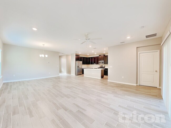 Foto del edificio - 38 Athens Dr