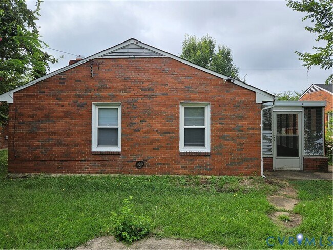 Foto del edificio - 2206 Ford Ave