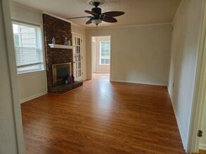 Building Photo - 3124 George Cove