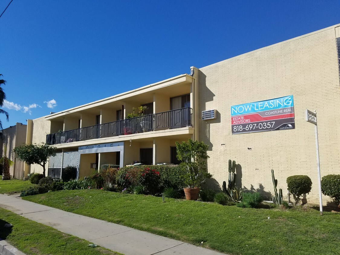 21215 Saticoy St, Los Angeles, CA 91304 Apartments in Los Angeles, CA