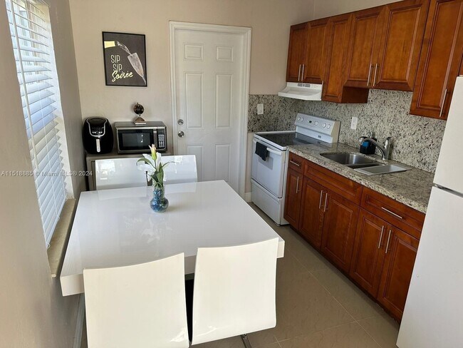 Foto del edificio - 10175 SW 171st St