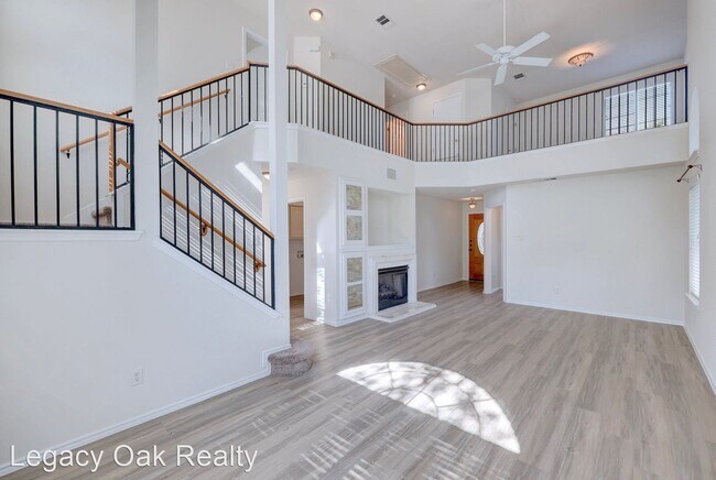 Building Photo - 3 br, 3 bath House - 16605 Fowler Cove