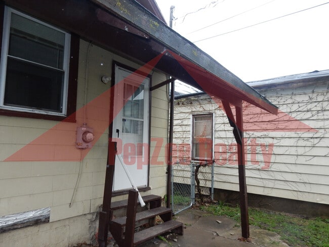 Foto del edificio - 137 S Harbine Ave