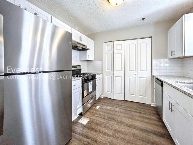 Foto del edificio - 295 E Burns Ct SW