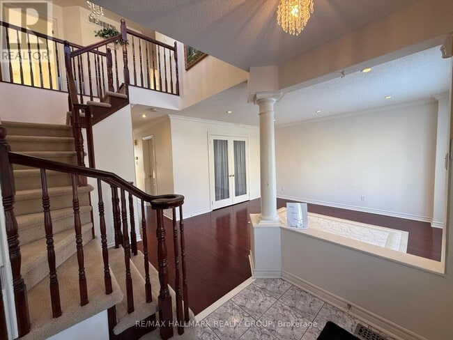 Building Photo - 2 Kentsdale Dr