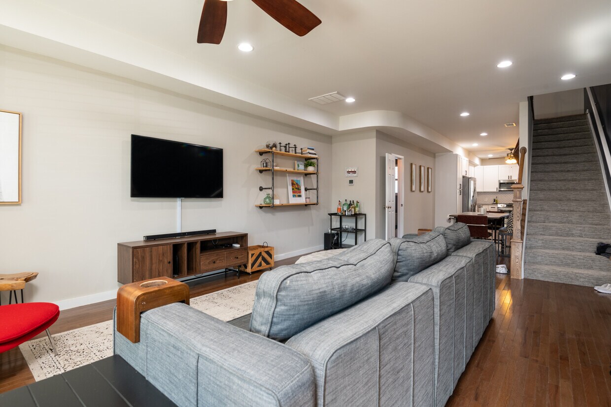 Foto principal - 1610 Montello Ave NE