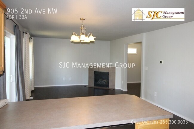 Foto del edificio - Four Bedroom 2.5 bath home for rent Puyallup