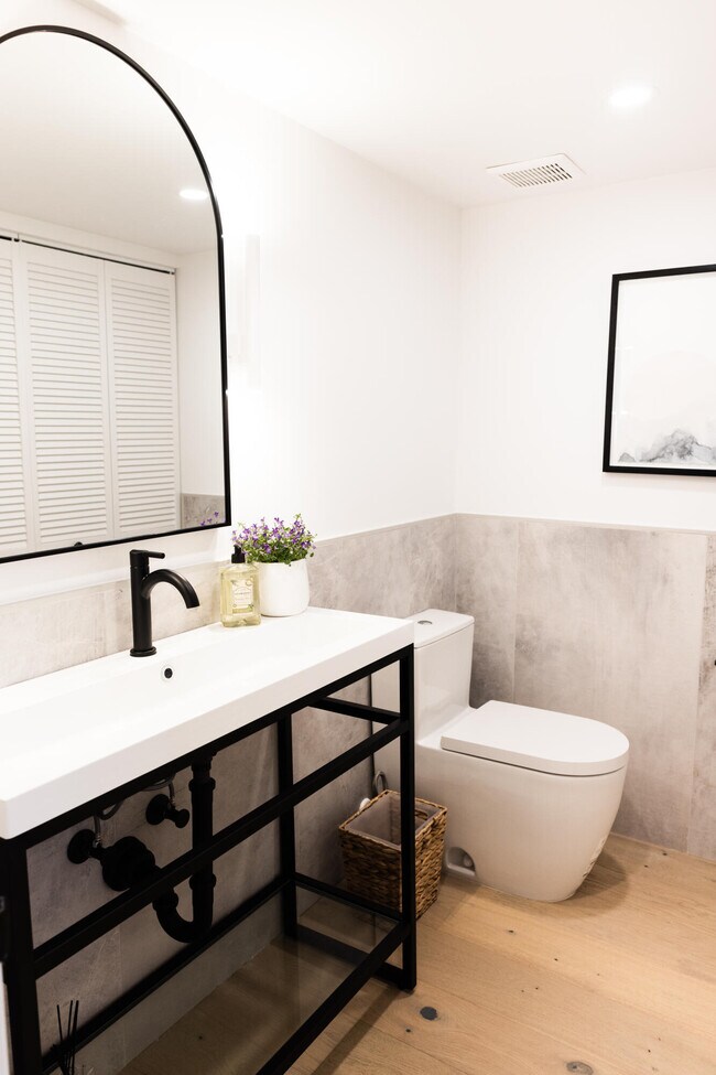 Foto del edificio - 104 Old Meadow Way