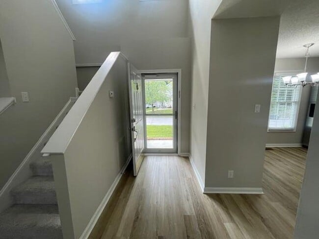 Photo - 210 Silk Hope Dr House