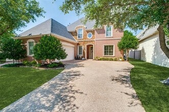 Building Photo - 5902 Arrowhead Dr