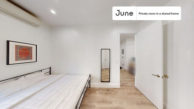Foto del edificio - Room in Shared 3 bed/2 bath home in Greenpoint