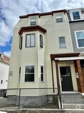 Building Photo - 159 Princeton St