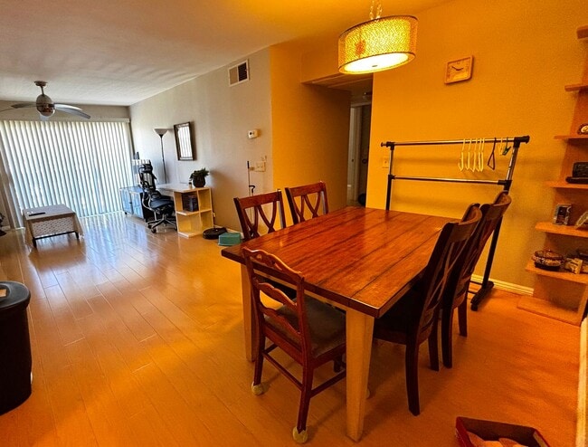 Building Photo - Beautiful 2 Bed/2 Bath Condo for Rent in M...
