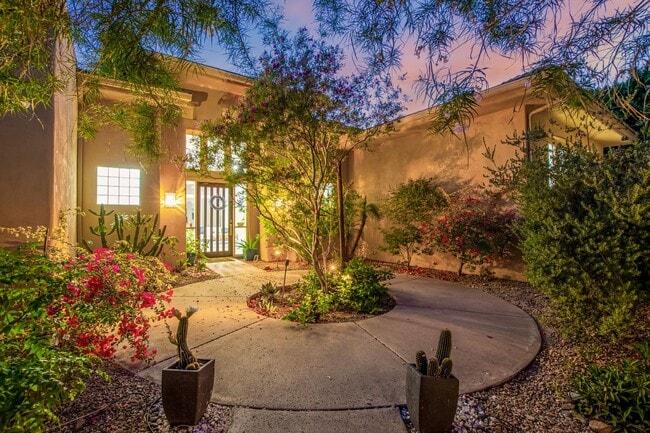 Building Photo - Available June 1st 2026 - Exclusive Gated Scottsdale Mountain Ranch Home