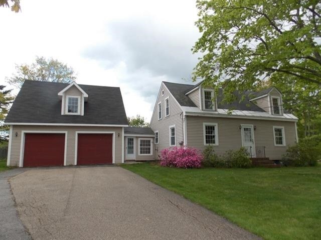 Primary Photo - 191 White Oaks Rd