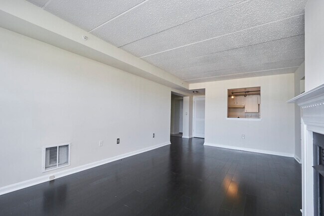 Building Photo - 2603 Douglass Pl SE