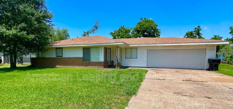 Primary Photo - 3604 Ave G