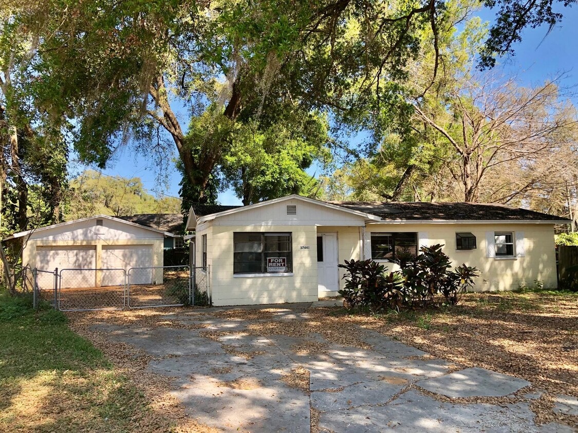 37441 Holiday Ct, Dade City, FL 33523 House Rental in Dade City, FL