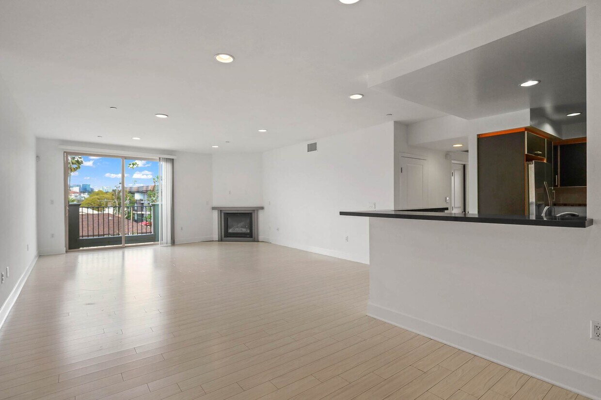 1331 Amherst Ave Los Angeles, CA 90025 Apartment for Rent in Los