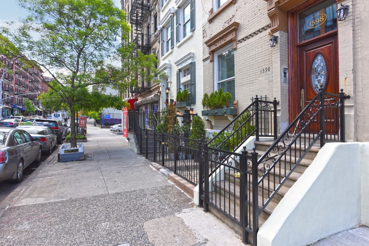 Foto principal - 1598 Lexington Ave