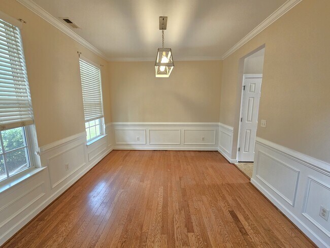 Foto del edificio - 232 Worcester Ln