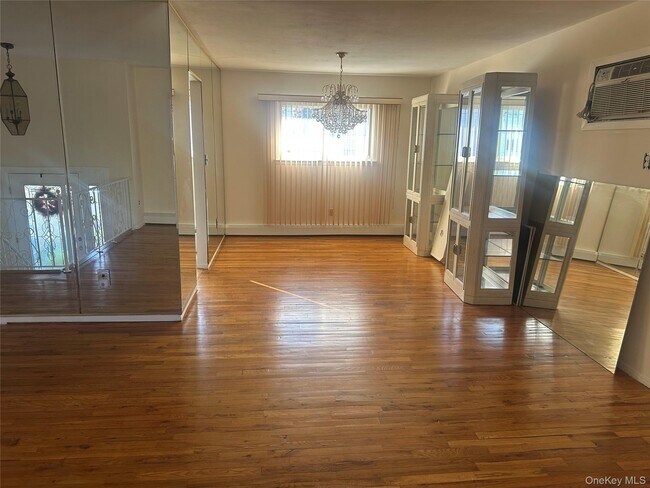 Foto del edificio - 308 Essex St