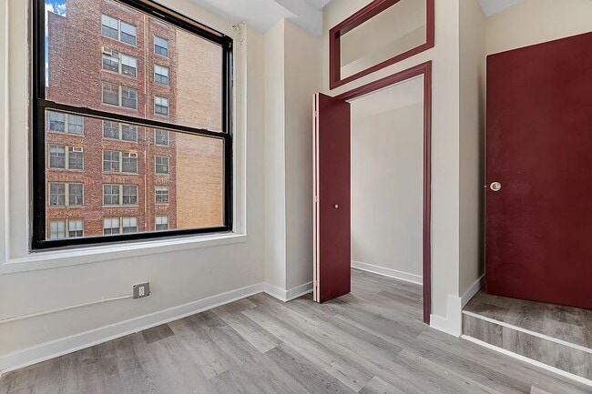 Building Photo - 214 West 30th Street