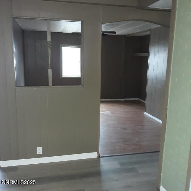 Foto del edificio - 630 Irish American Rd