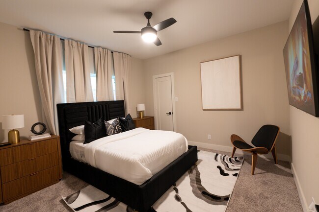 Foto del edificio - 10023 Piping Rock Ln