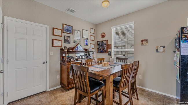 Foto del edificio - 24912 Remington Oaks