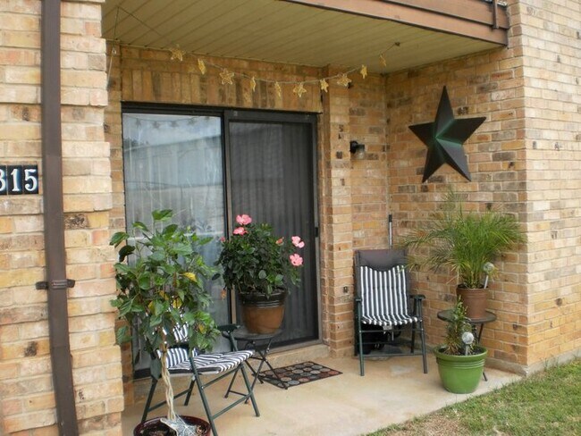 Chevy Chase Apartments Apartments Nacogdoches, TX