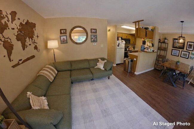 Foto del edificio - 3D Tour Available - Garage Parking + Washer-Dryer Included + LVP Throughout House! Available June...