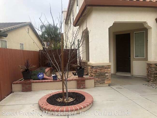 Foto del edificio - 5 br, 3 bath House - 129 Walker Ranch Pkwy