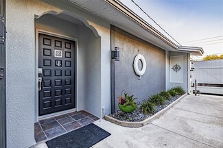 Building Photo - 4506 Floramar Terrace