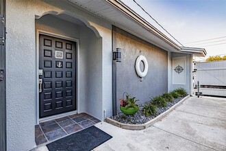 Building Photo - 4506 Floramar Terrace