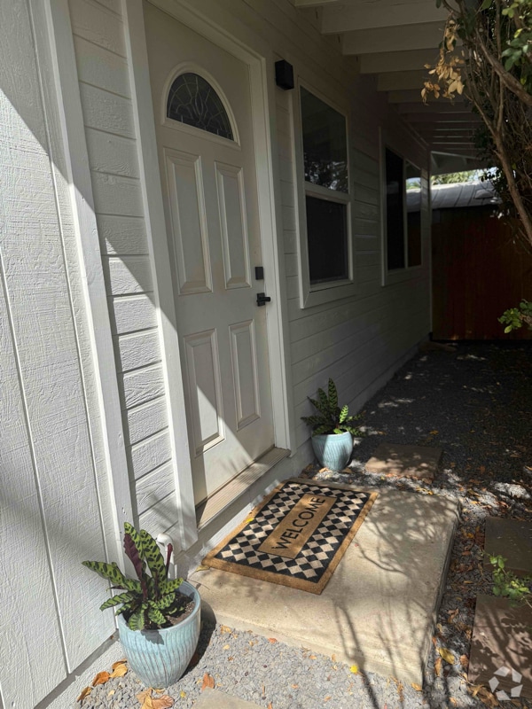 Building Photo - 2169 Aluna Pl