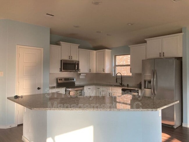 Foto del edificio - 107 Arborside Dr
