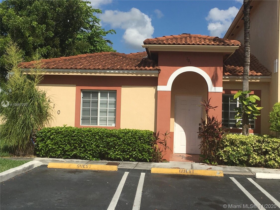 Foto principal - 8410 SW 150th Ave