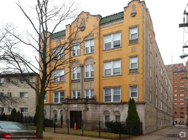 Building Photo - 1333 W Birchwood Ave