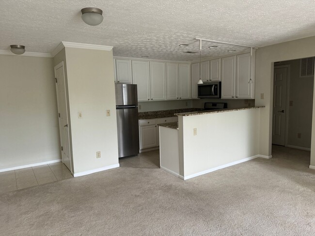 Building Photo - 1 Bed 1 Bath Apartment Northwest Columbus
