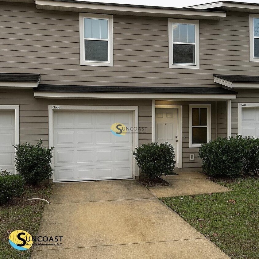 Foto principal - 7622 Rain Forest Dr N