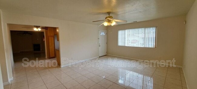 Building Photo - 355 Spindrift Way