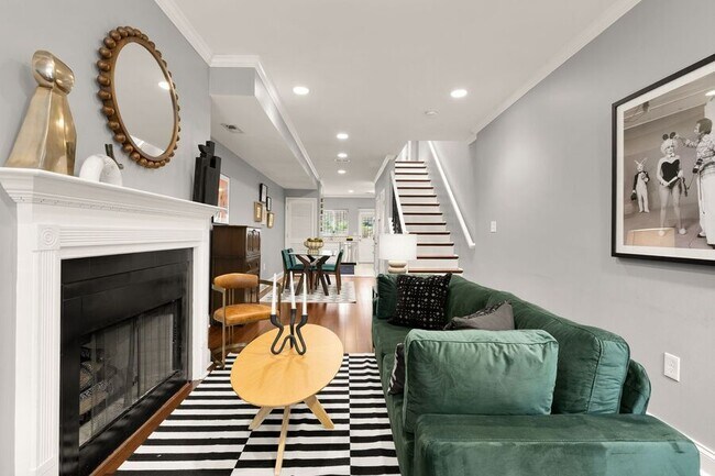 Foto del edificio - 447 M St NW