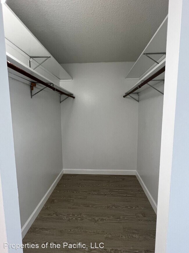Building Photo - 1 br, 1.5 bath House - 1333 Heulu Street, ...