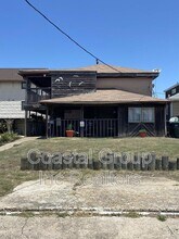 Building Photo - 906 W Ocean View Ave