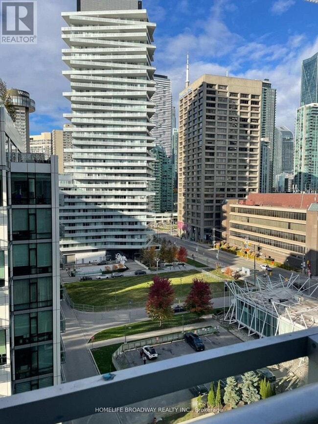 Building Photo - 39 Queens Quay E