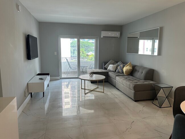 Foto del edificio - 2900 Banyan St