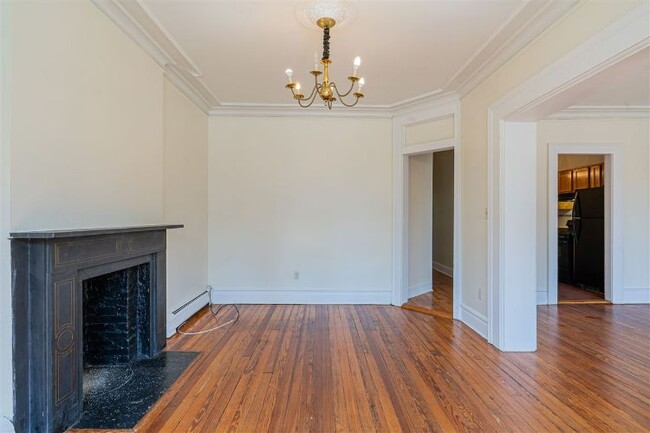 Building Photo - 281 Grove St
