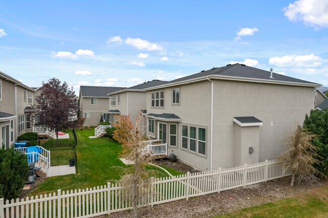 Building Photo - 646 S 2250 W